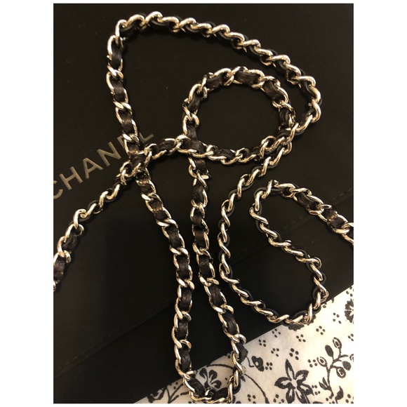 🔴SOLD🔴Like New RARE Authentic Chanel WOC - Picture 8 of 12